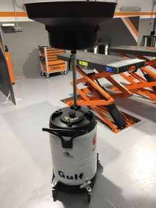 repara tu vehiculo alquiler boxes mecanica murcia