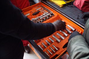 curso mecanica mujeres andragunea repara tu vehiculo iurreta